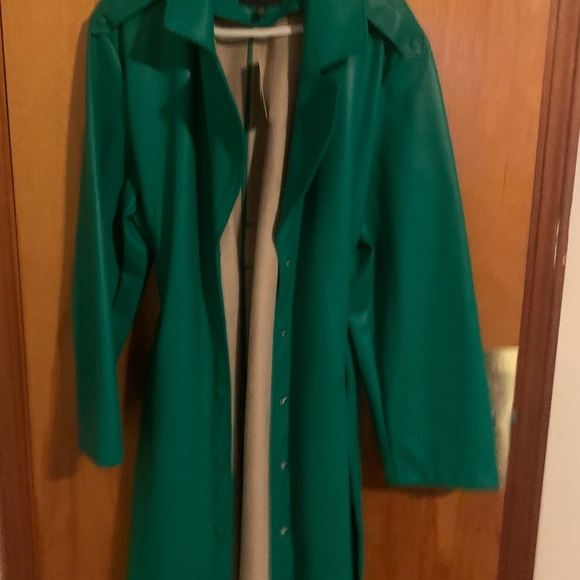 Eloquii Green Belted Trench - Picture 9 of 9